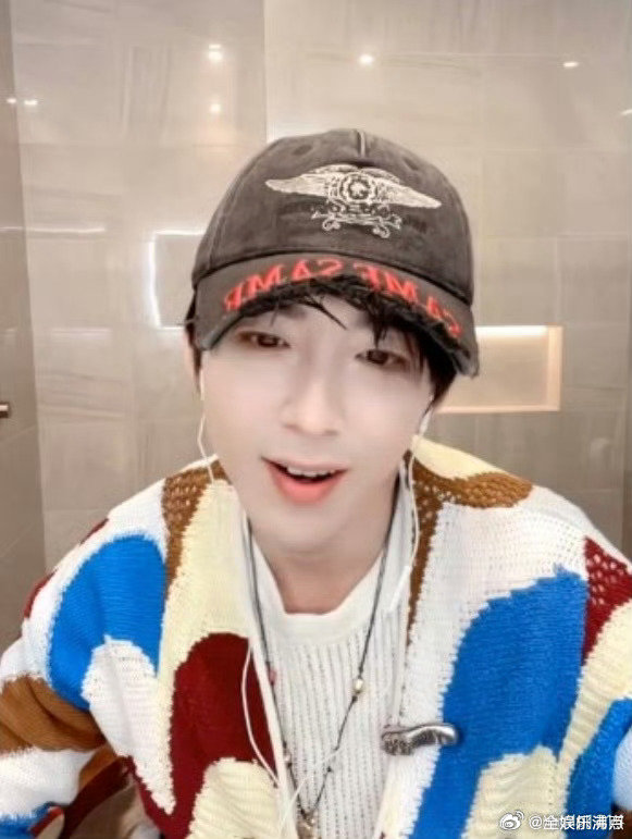 刘宇宁嗓子哑了刘宇宁连录6天综艺辛苦啦宁哥！6天连录综艺嗓子哑了，工作再忙也要记