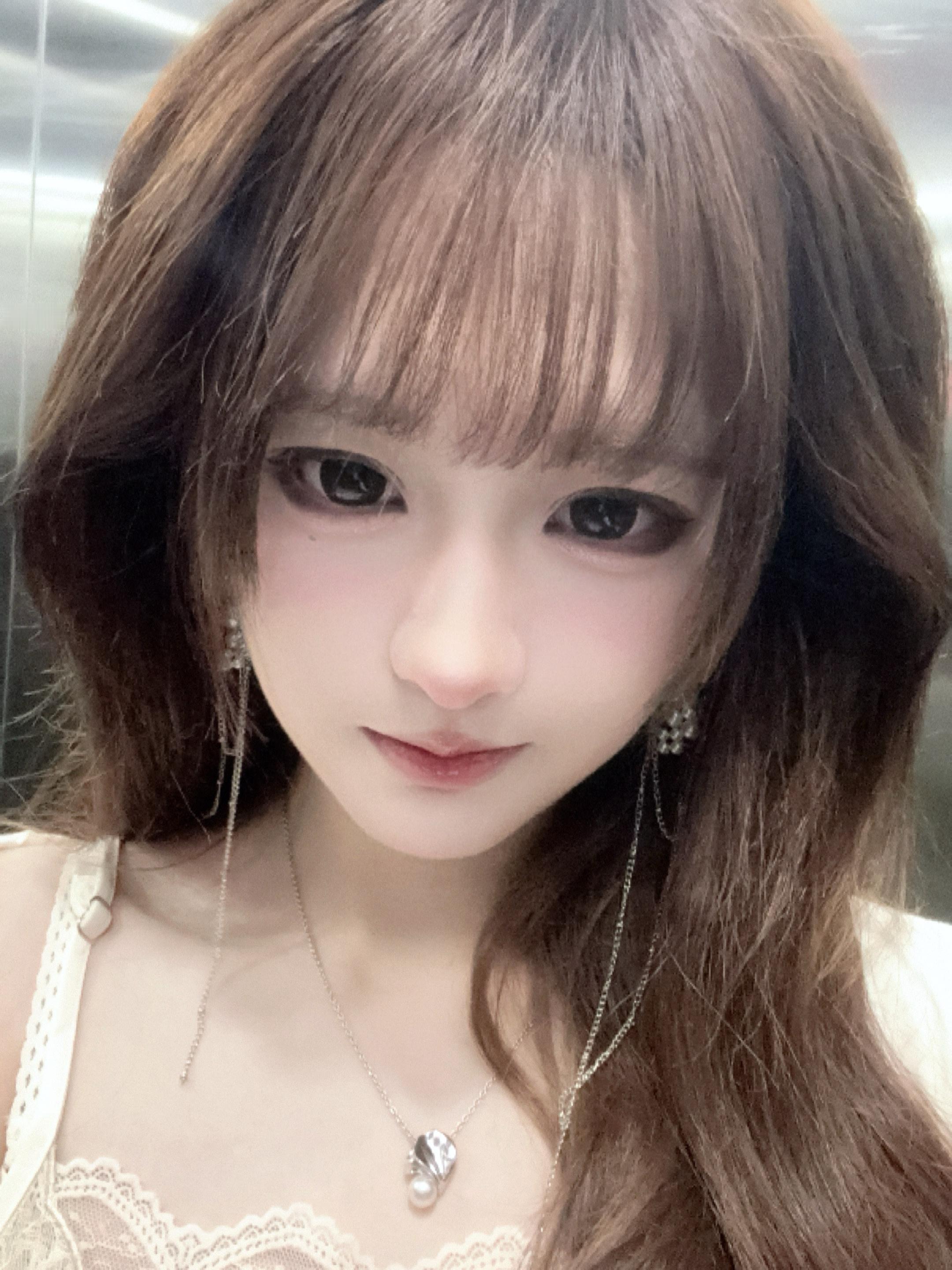 看到我要叫姐姐，还没学乖吗？^ ^沙利叶Sama[超话]starlink偶像计划