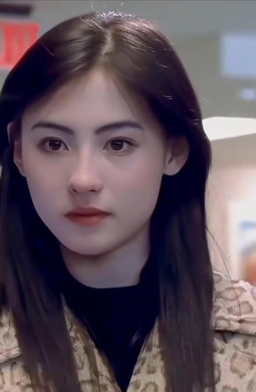 美到不像这个世界存在的人 