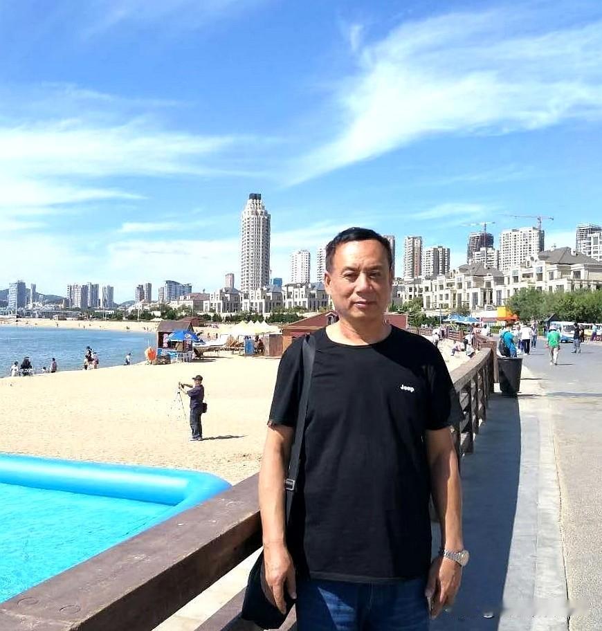 “光而不耀，静水流深”，这八字箴言恰是吴先生一生的写照。岐黄之学绵延千载，方剂作