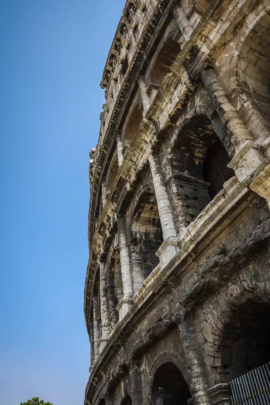 罗马斗兽场的结构与特点是什么?
这里给你清晰梳理罗马斗兽场（弗拉维圆形剧场）的结