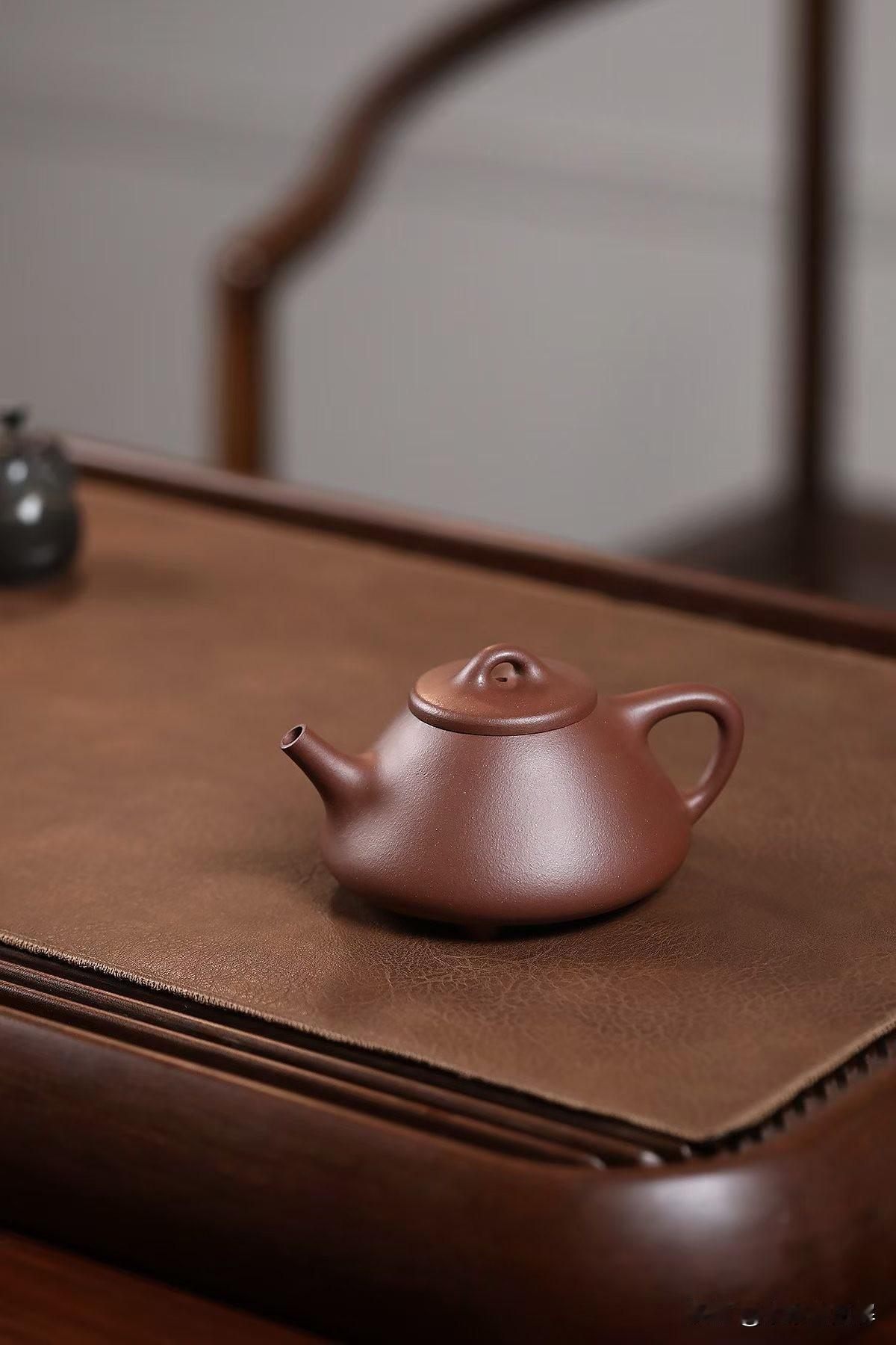 紫砂壶千万别乱洗！老玩家教你3招“起死回生”
遇到过不少让我“痛心疾首”的壶友：