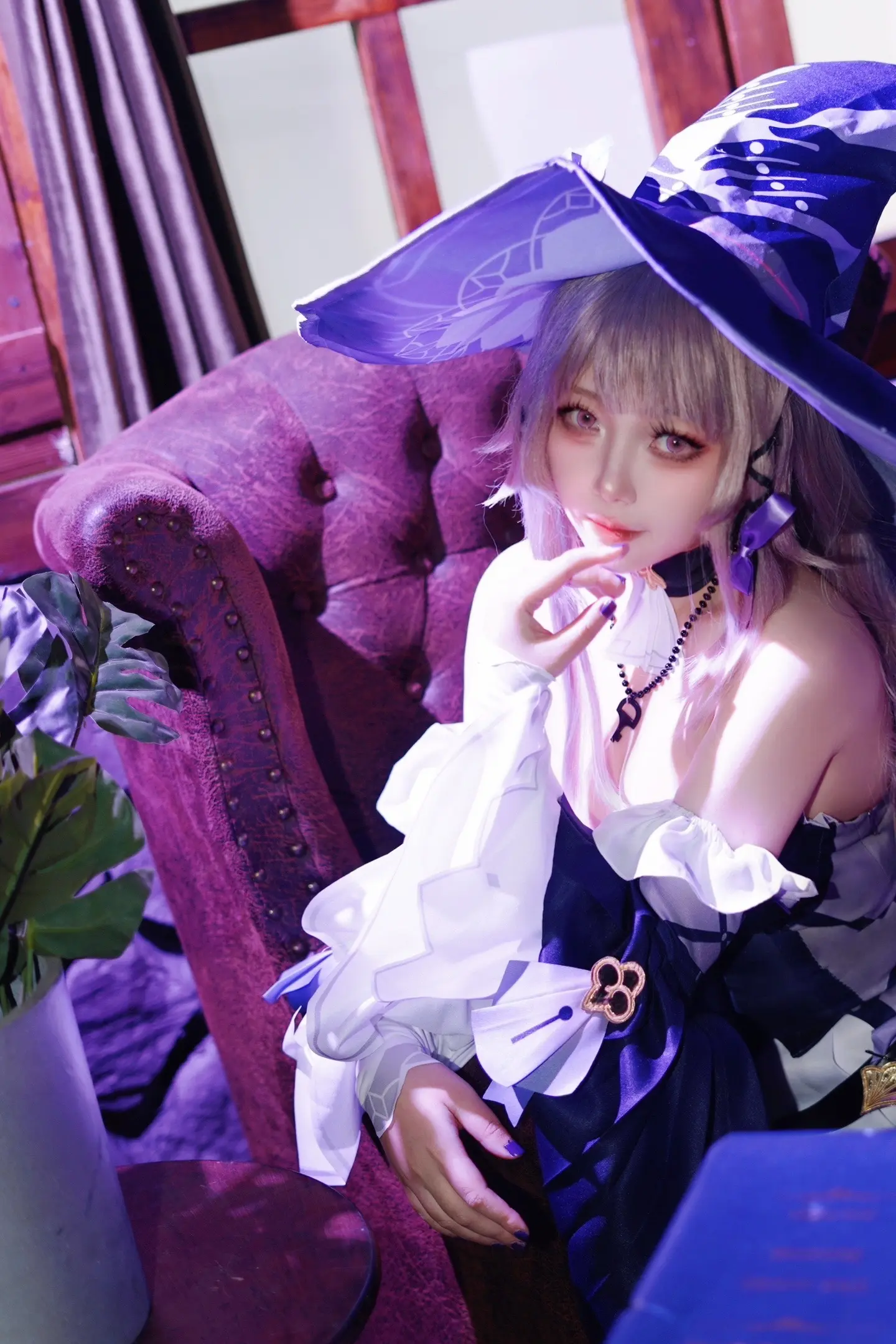 愣着干嘛。不是早叫你来测试模拟宇宙？ cos by me/📷