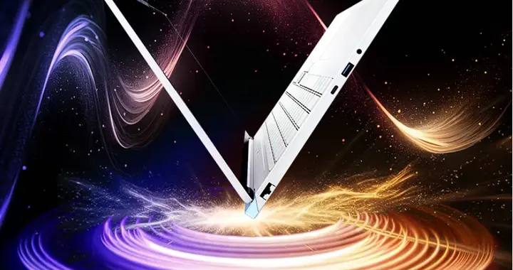 机械革命极光X潮玩版新品上架！国补6159起：2.2kg、双烤170W