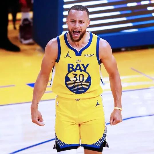 库里缺阵，金州勇士是真的水格林0蛋，波尔津吉斯5分，要这两个干啥的

就在今天，