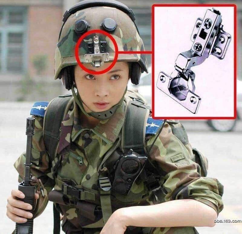 女兵头盔上的小机关，你发现了吗？[灵光一闪]单兵战术头盔 女兵帽 迷彩防弹头盔 