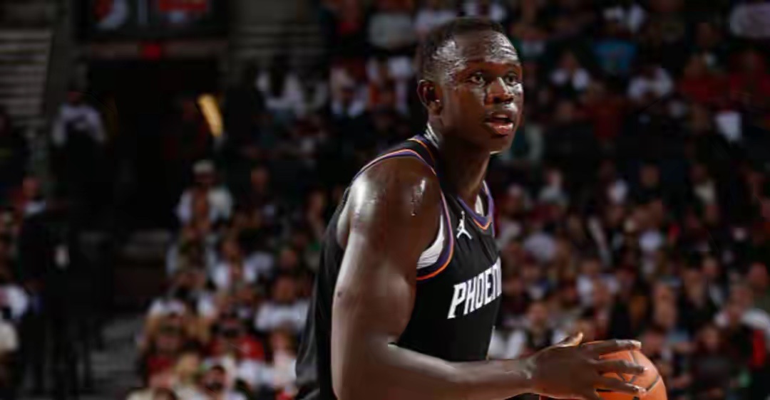 太阳球员马鲁阿奇谈揭幕战首发出场 NBA常规赛，菲尼克斯太阳83-124波特兰开