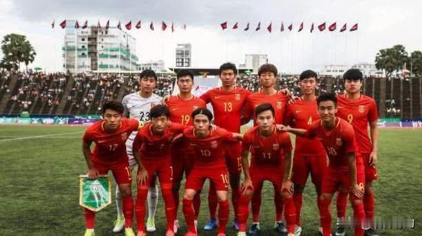 谁能想到？U23国足硬是靠“铁桶阵+门神buff”，4:3点球干翻日本队夺冠！