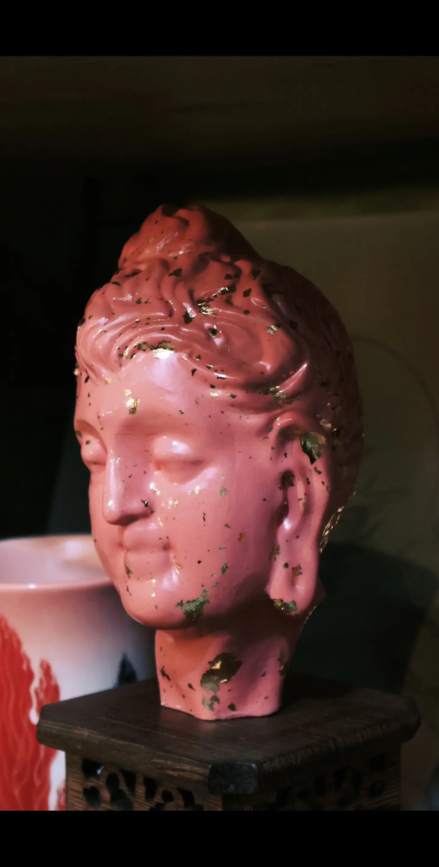 🍑中式梦核水蜜桃。这一窑是童年躺在夏天的主席上喝冰镇桃汁 细碎的冰渣...