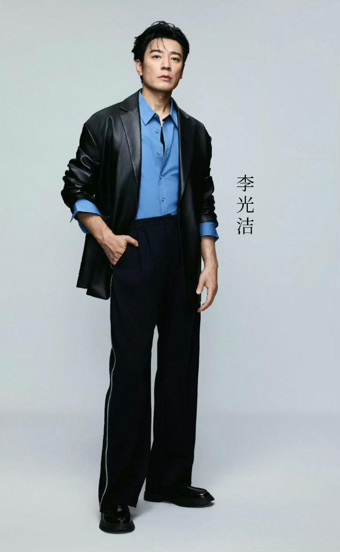 李光洁音色李光洁完全叔圈天菜来的！没想到戏好歌也这么好，这个音色谁听了不心动哇，