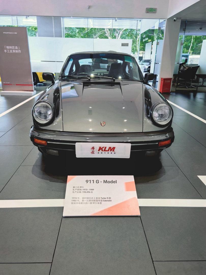 每次去保时捷都跟逛车展一样，而且还是经典车稀有车展～深圳南山保时捷中心焕新开业，