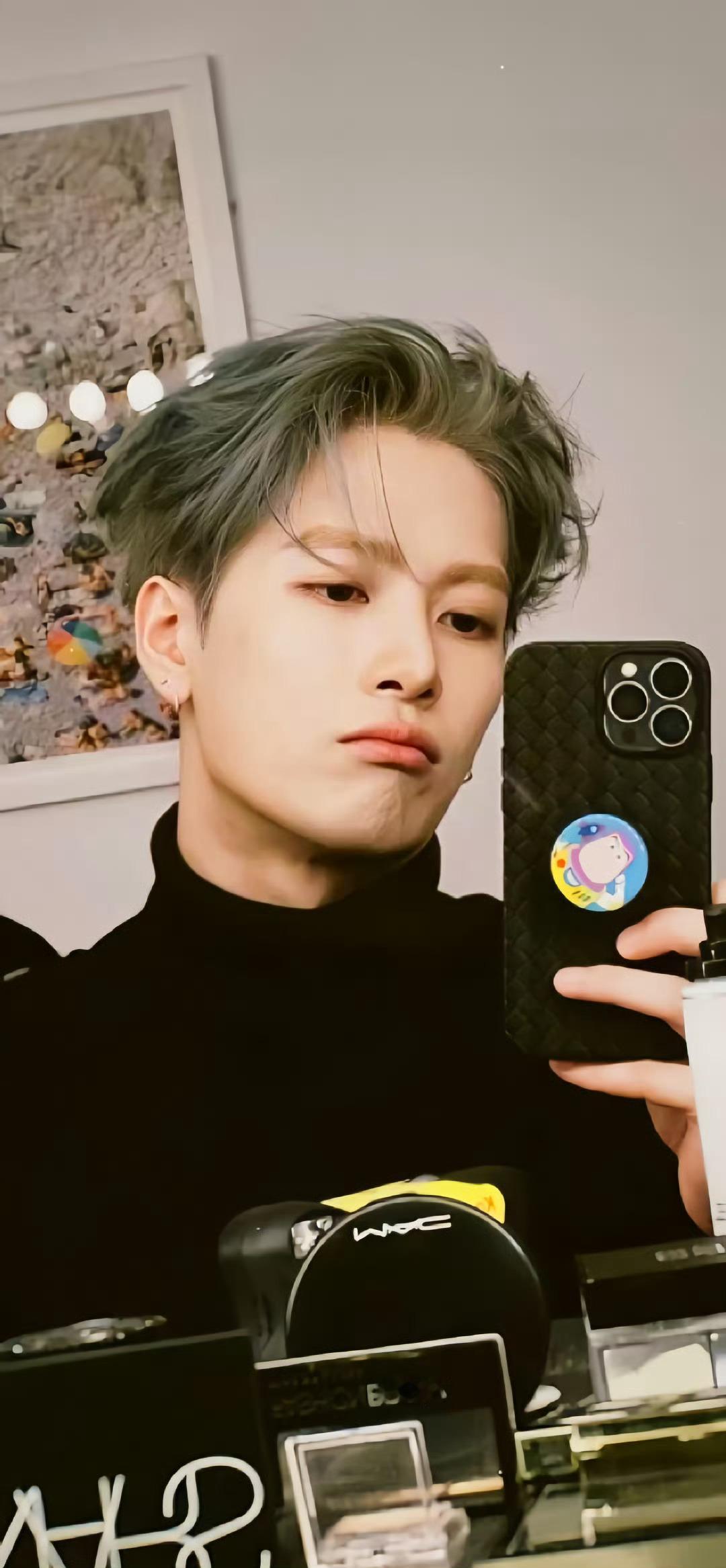 帅图王嘉尔#王嘉尔TWD 圣淘沙名胜世界# ​​​