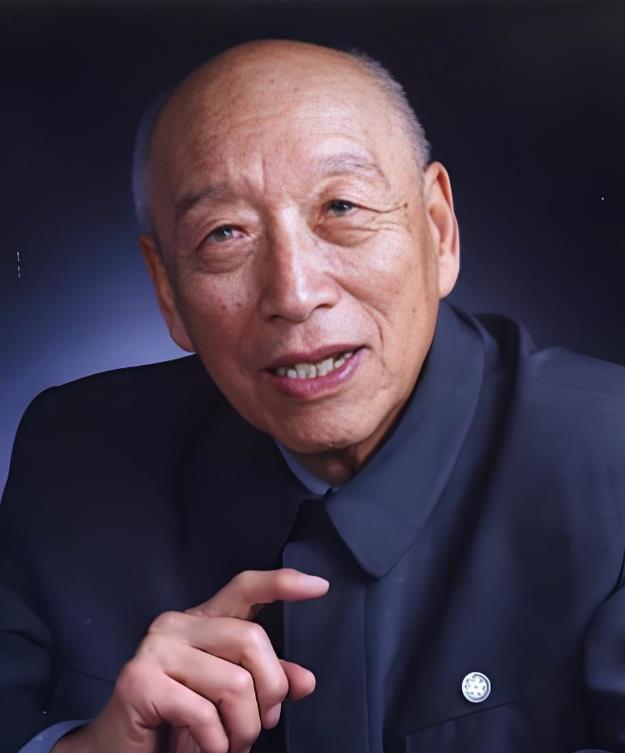 “贝茵体先生”柯俊：归国拓荒铸就中国钢铁脊梁
他是享誉全球的材料学泰斗，是国际公