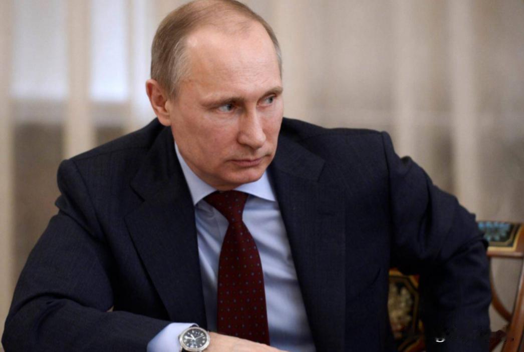 俄罗斯如果不与中国先把日本摁住，印度必然会最终变成俄罗斯的敌人，印度是个看大势的