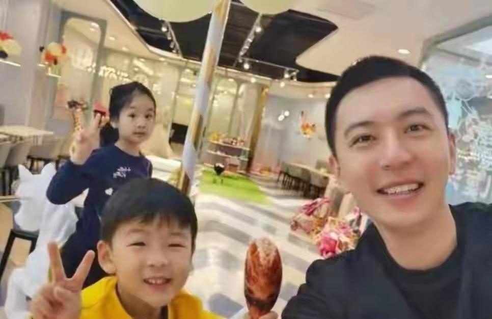 杨鸣离任辽宁男篮主教练一职，未来可有这8个选择

1、杨鸣继续在辽宁男篮可以当个