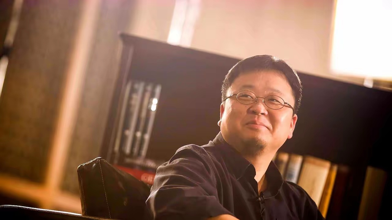 蒸馏版罗永浩评价王自如罗永浩的思维方式，可以被“蒸馏”出来？先来看看罗永浩的八句