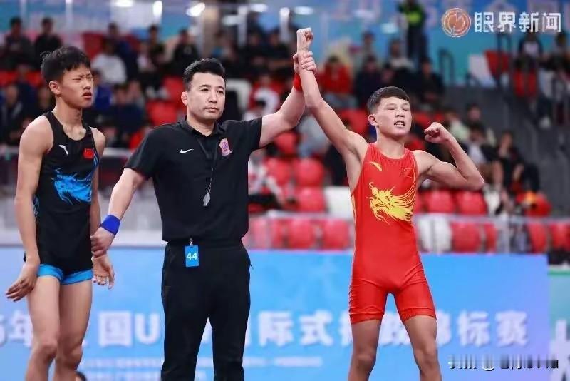 新疆队获2026年全国U17国
际式摔跤锦标赛3金
2026年全国U17国际式摔