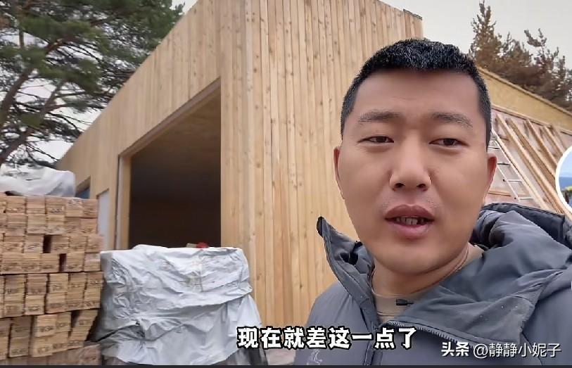阿楠的状态憔悴不堪，说实话媳妇一直没有怀孕，事业做的也遇到挫折，他有点心灰意冷，