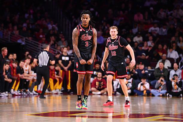 主场作战的南加利福尼亚大学以81比75战胜了印第安纳大学。本场比赛后，南加大的战