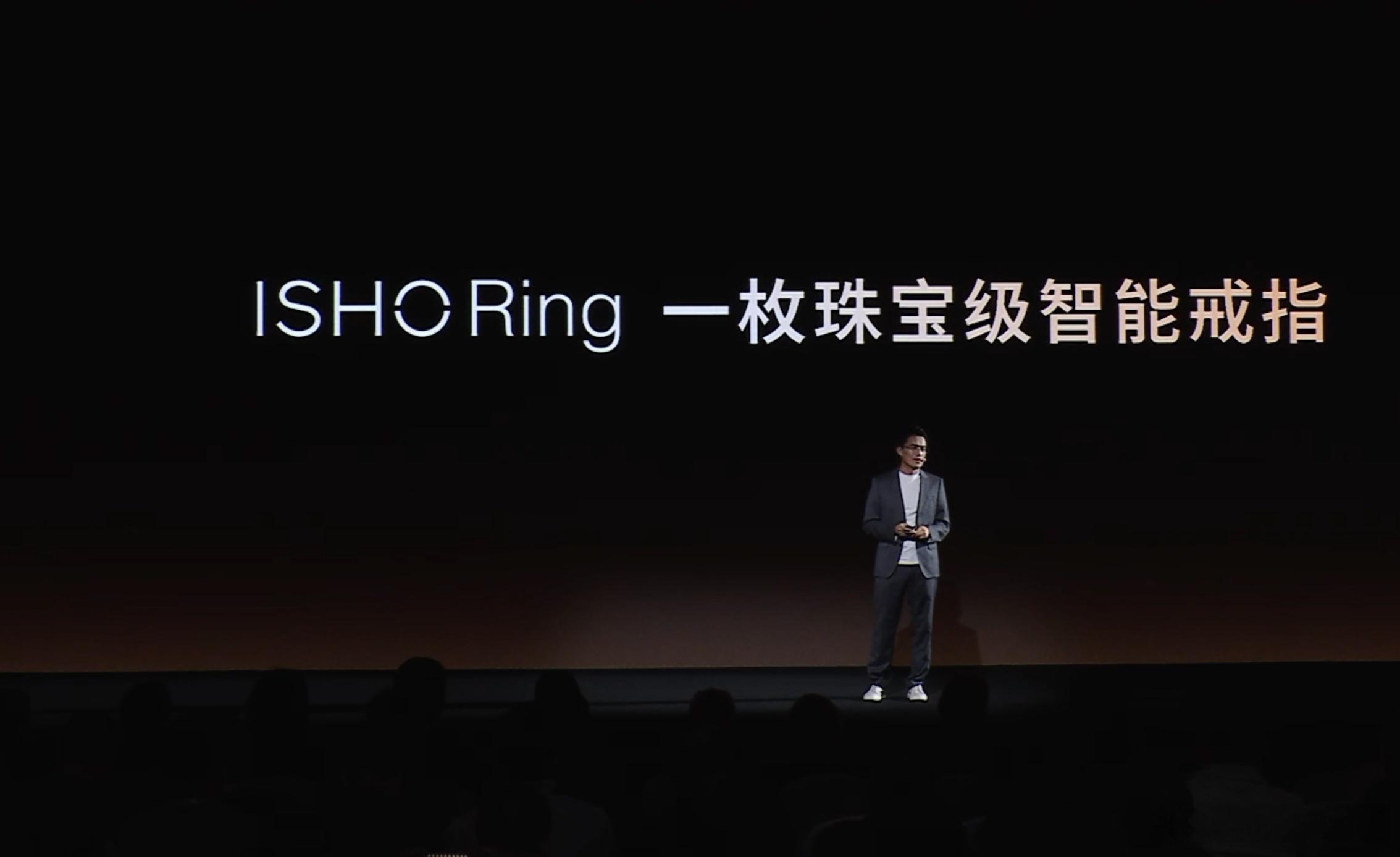 ISOH Ring，一体化机身，蓝宝石玻璃下面集成环境光监测传感器。 ​​​