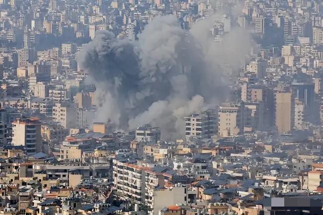 轰炸全国！💥
以色列轰炸黎巴嫩全境！不仅打真主党，贝鲁特也炸。从3月2日至今，