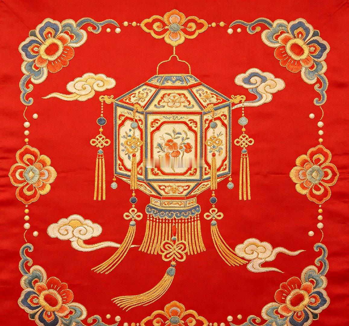 将二十四节气穿在身上 如果说宋人把四季穿成了年景，那明代宫廷的玩法则更极致，极致