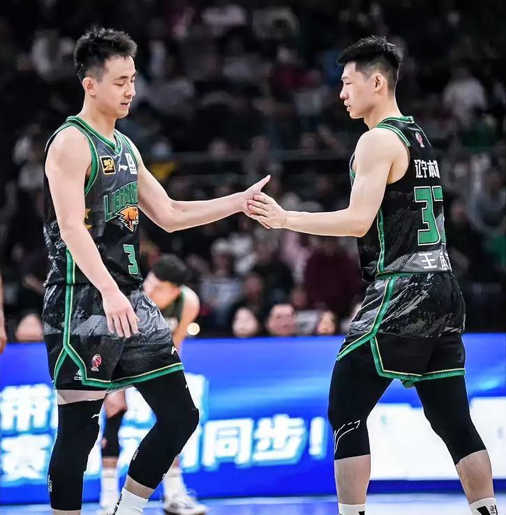 非常可惜！虽然辽宁96-98不敌青岛，但这2位球员没有输！！
 
1. 王岚嵚，