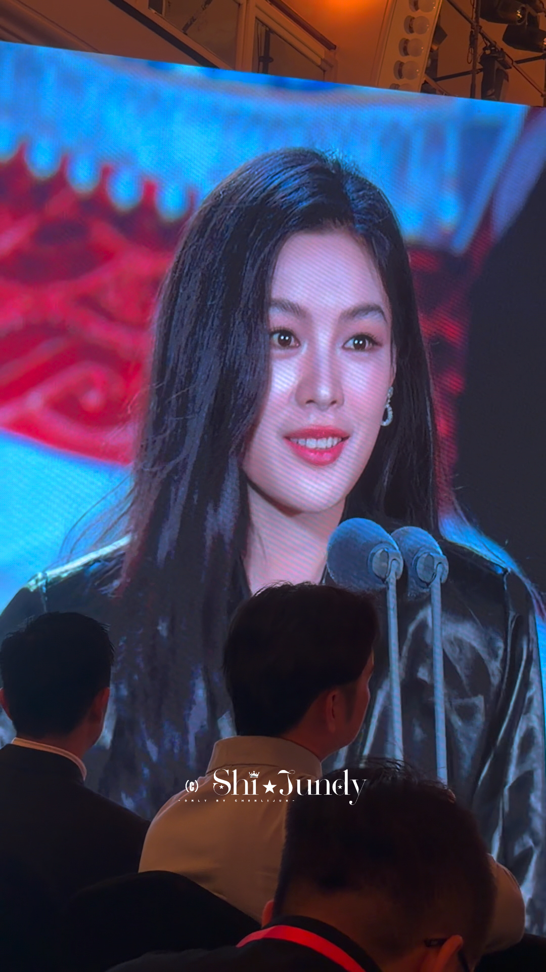 陈丽君首次提名百花奖 感受一下丽君大屏生图的震撼