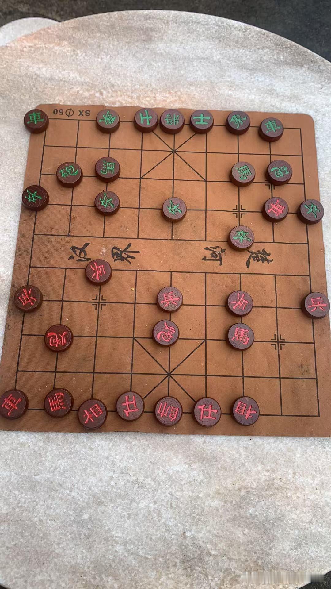 学习象棋的方法有哪些?学习象棋的方法有哪些

想要学好象棋，首先牢记棋子走法与基
