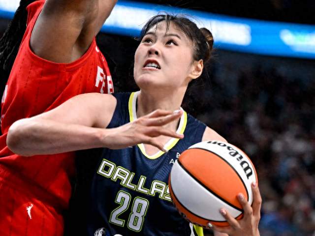 中国女篮核心迎来新变化：李梦等待归来，李月汝韩旭各自寻找答案