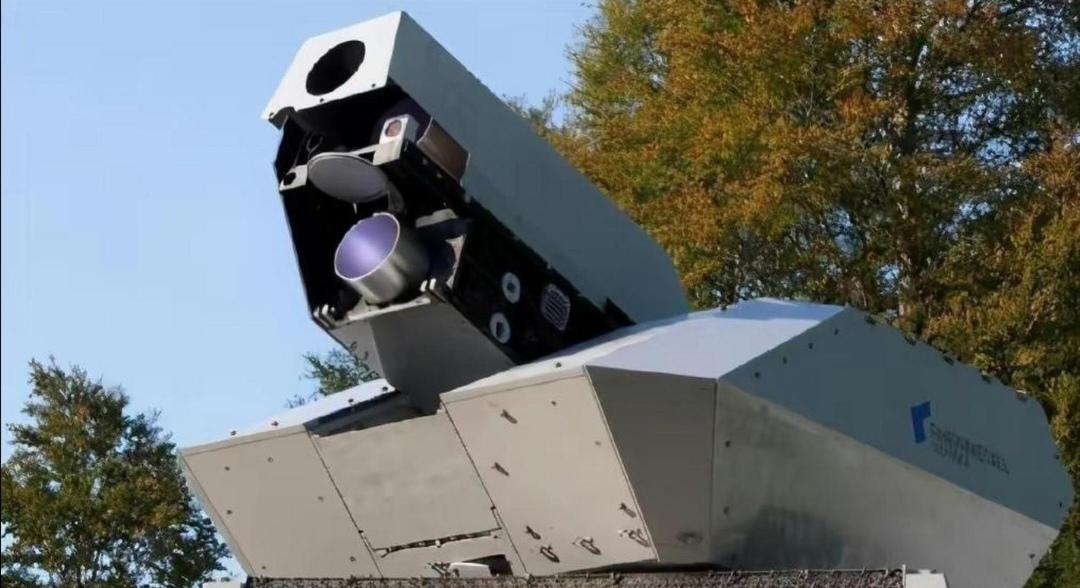 中国新型微波武器防御能力如何？
在无人机战争时代，中国微波武器成了防空体系重要一