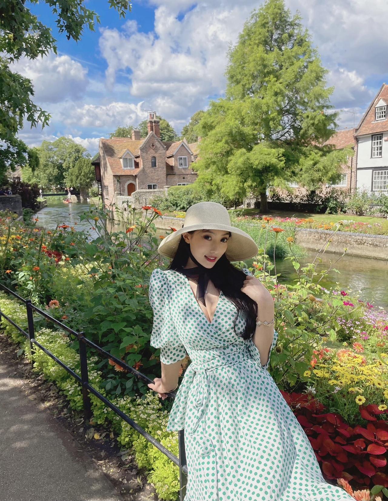 致自己 不忘初心 
上热门 穿搭 在大自然里chill一下 御姐