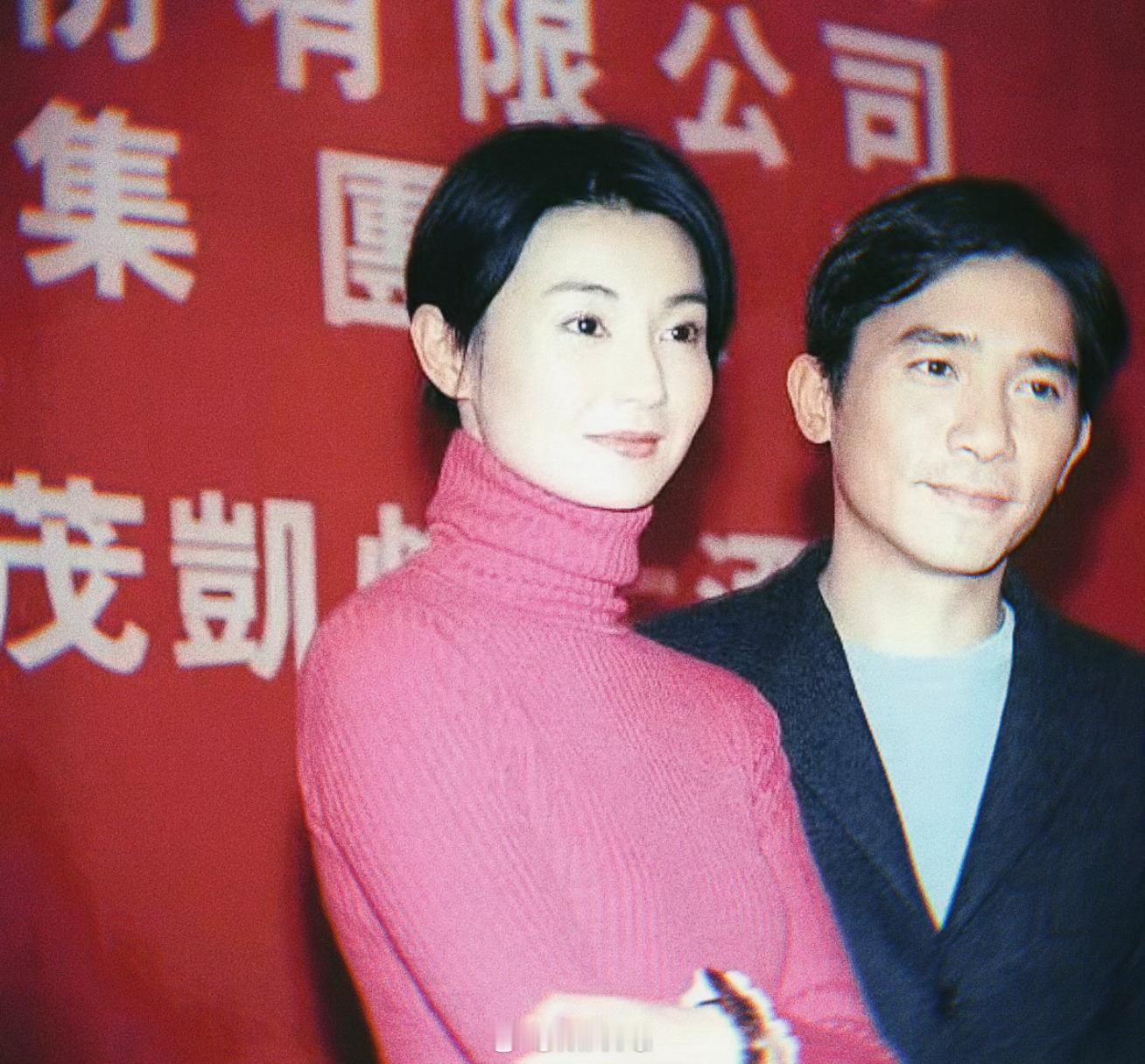 梁朝伟搭乘花絮去幕后 好优秀的侧颜——2000年，“周慕云”梁朝伟梁朝伟 、“苏