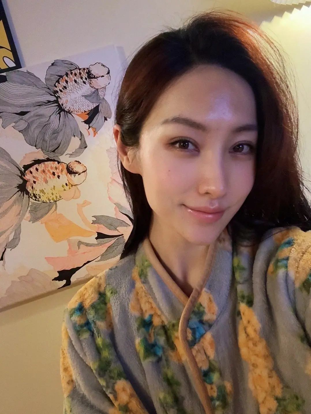 柜机25°就冷的披上冬天睡衣。