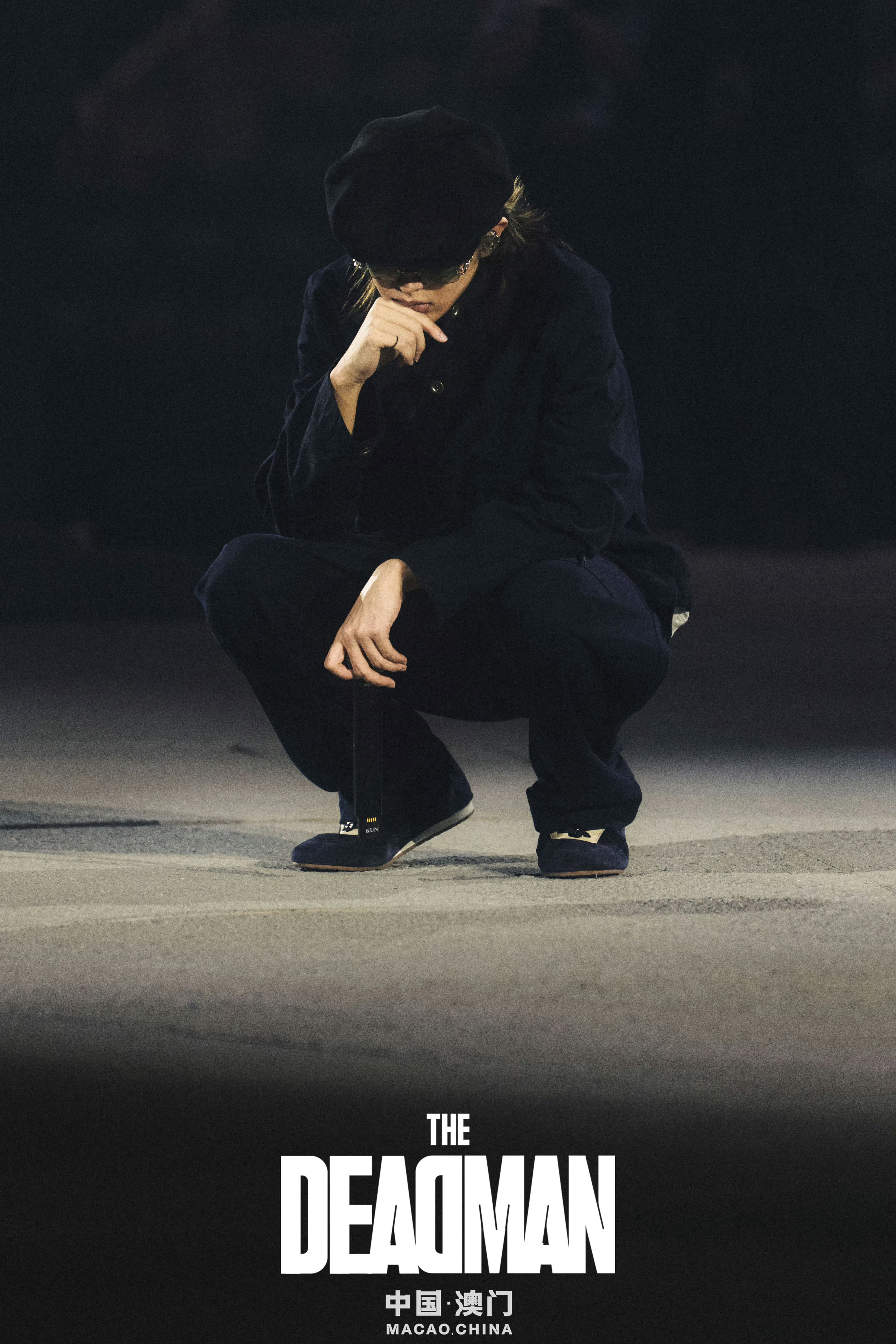 这套衣服。我很期待 