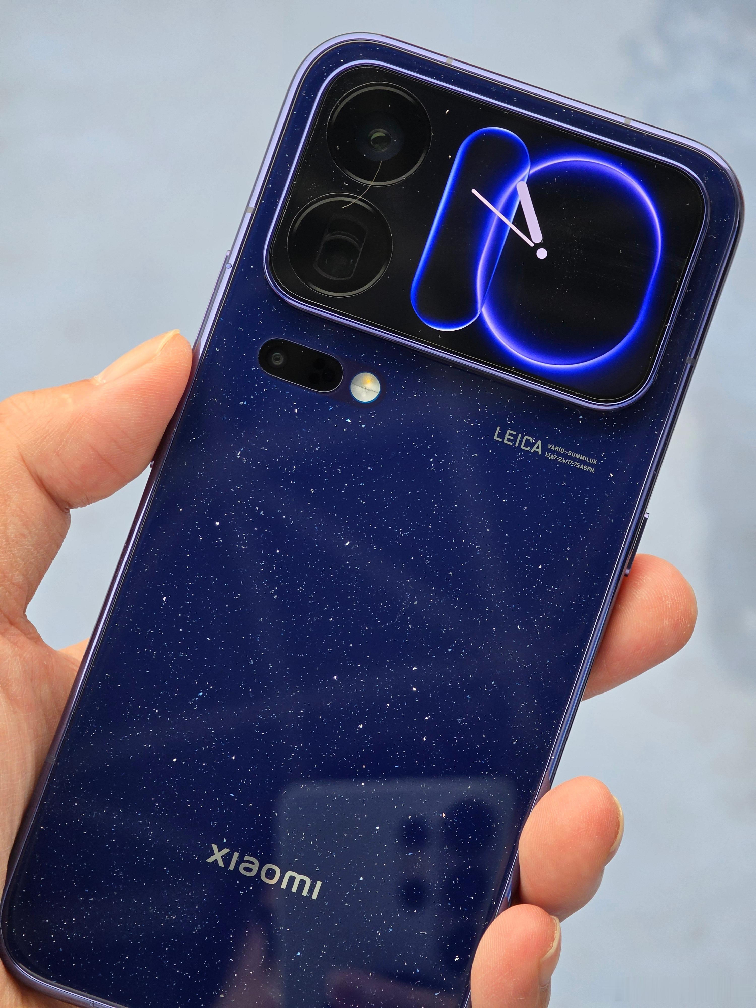 以为今天运动会能忙里偷闲给我的小米18 Pro Max星河蓝好好的做个开箱，没想