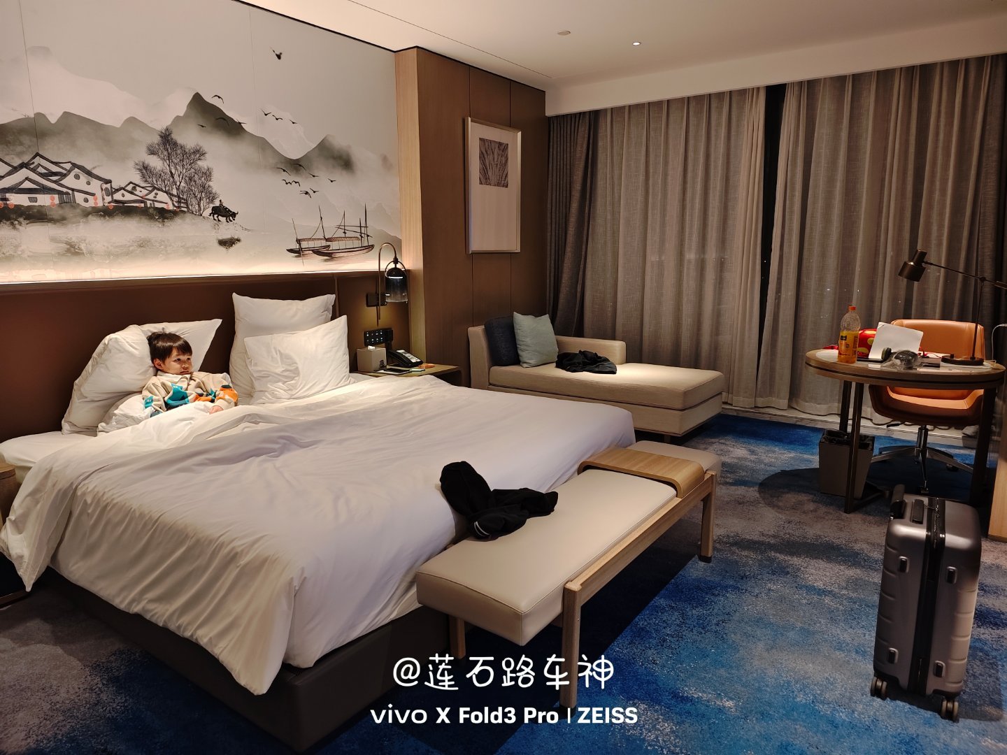 昨天晚上路过淮安住了一宿，住的当地最好的铂尔曼酒店，四百多块一晚还带双早非常超值