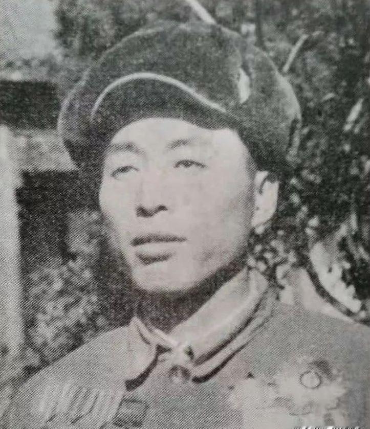 1952年那会儿，咱们志愿军里的几个大英雄，打完仗回国休息，还见到了毛主席呢。里
