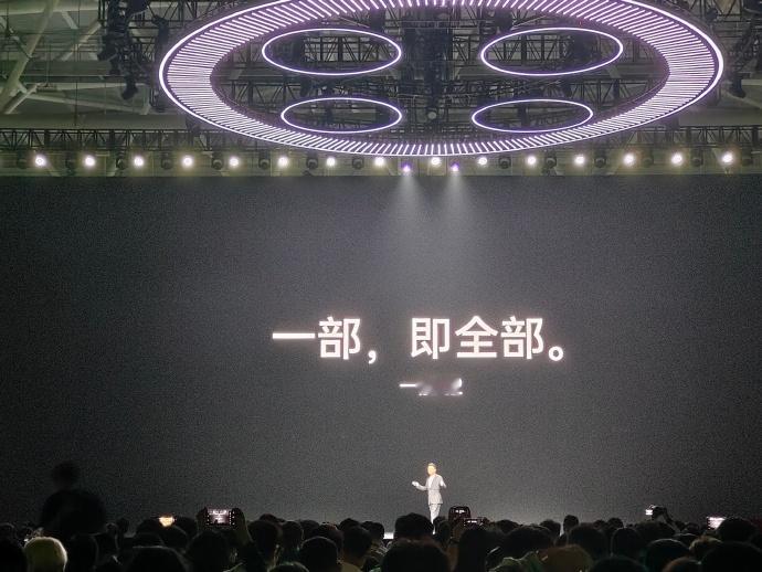 #以为很贵实际很便宜的手机# 我觉得应该一加12，确实可以算得上是以为很贵，配置