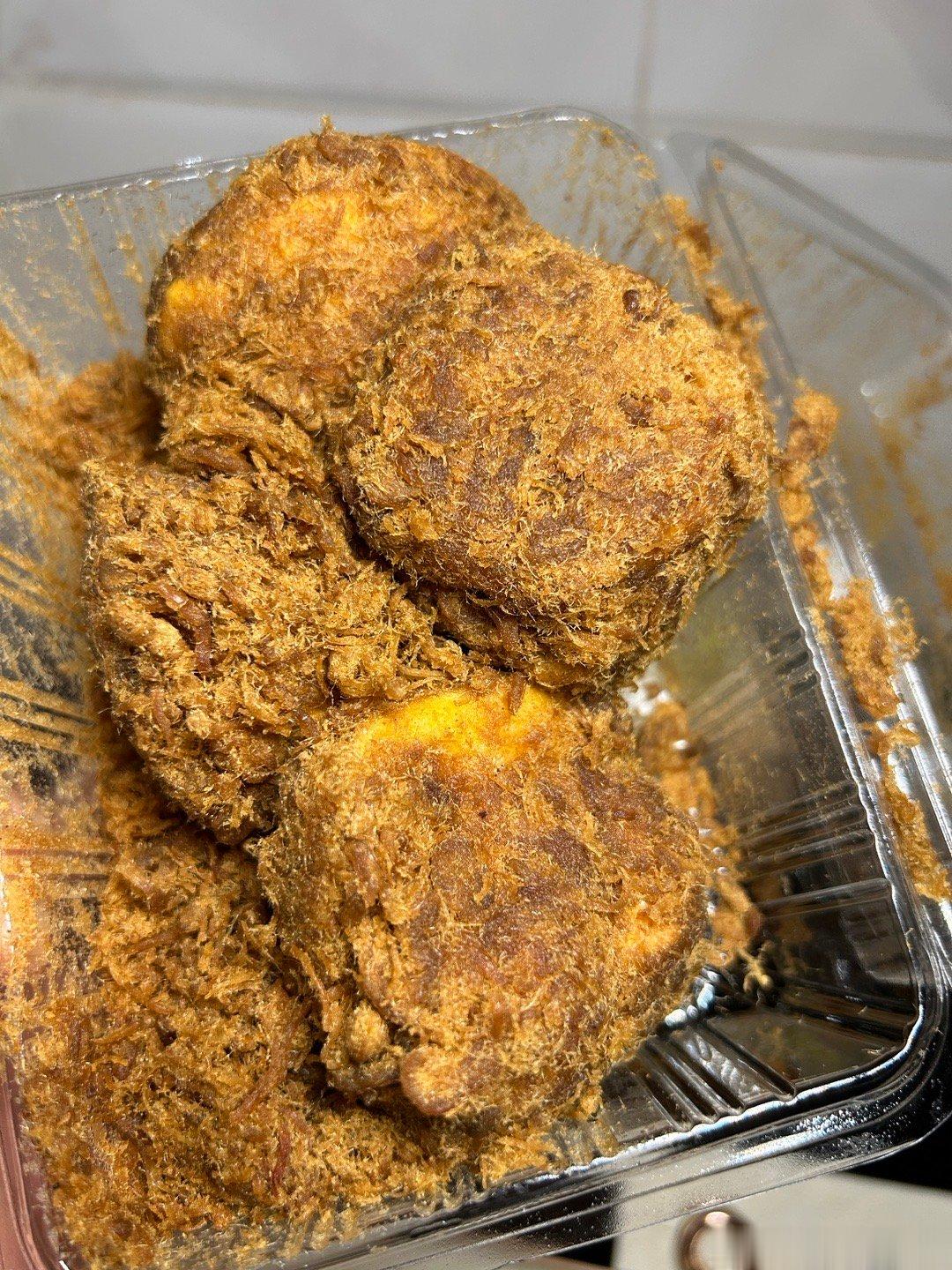 鲍师傅的新品咖啡小贝 椰蓉苏 肉酥蛋挞港丽的舒芙蕾#美食分享# ​​​