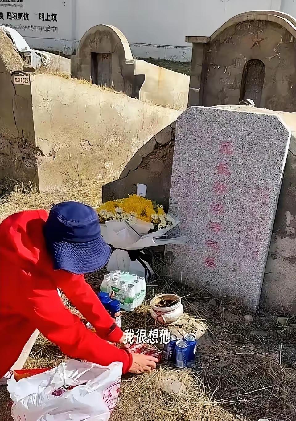 很多人熟悉孙茜，只记得《甄嬛传》里沉稳通透的槿汐，却不知道她心底藏着一段压了几十