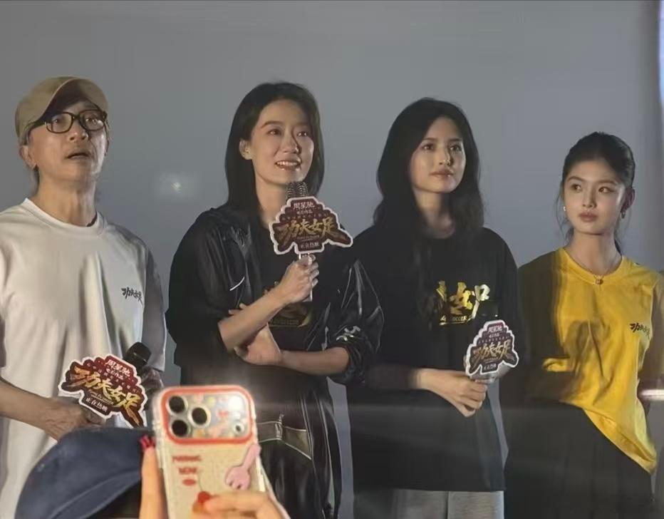 张小斐回应双双不吃压力张小斐路演完准备再踢一场吗功夫女足路演现场双双队长金句频出