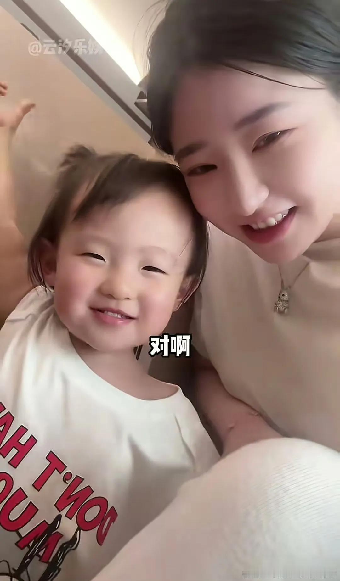 黄一鸣“私生女”风波：流量狂欢下的两空结局

黄一鸣自曝为王思聪生下女儿“闪闪”