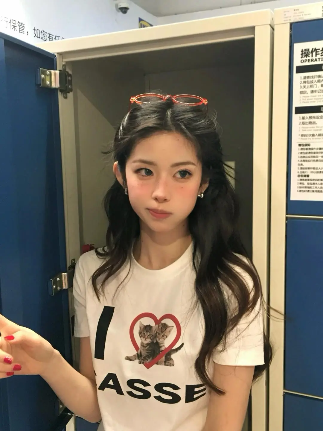 氛围感滤镜 日系 闪光灯后置 拍照 分享照片
