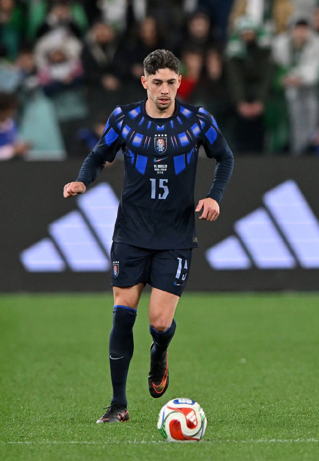 🇺🇾乌拉圭国家队的新款黑豹战衣 