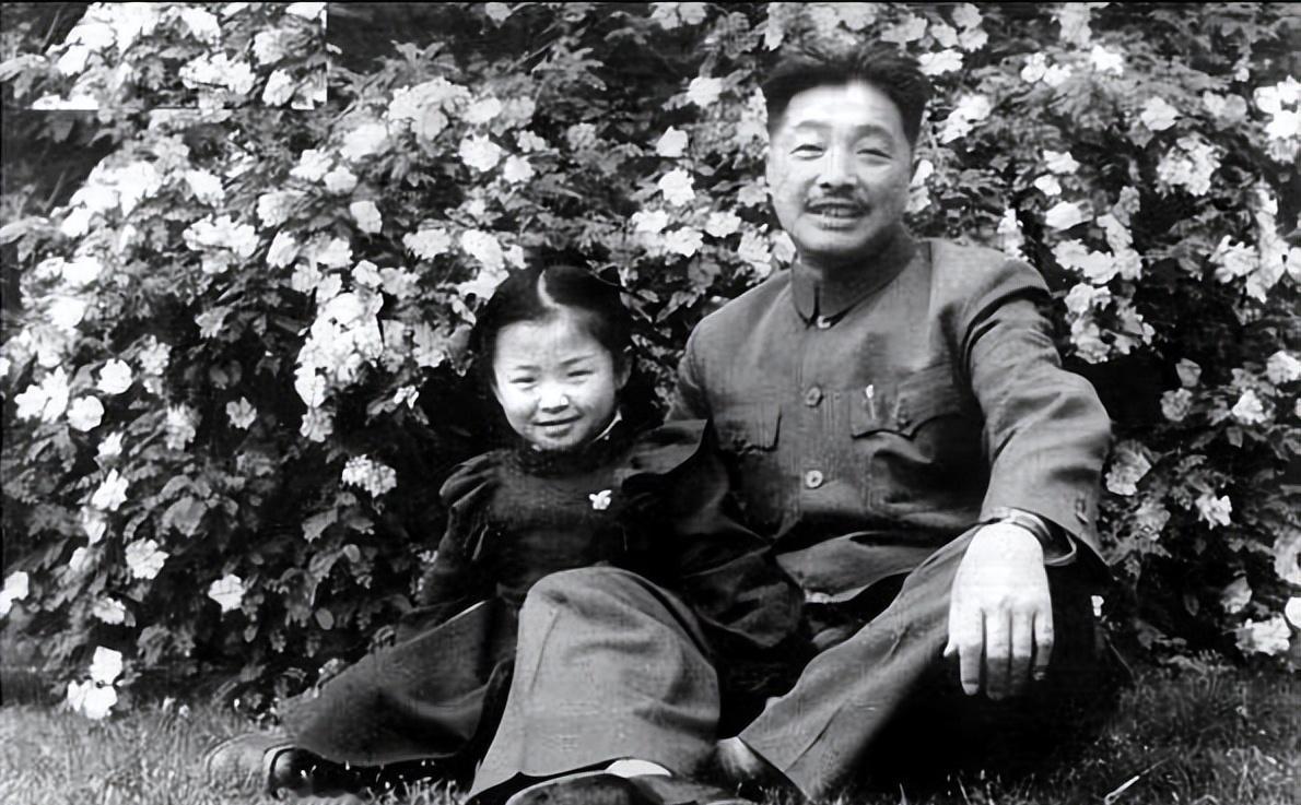 这是让毛主席潸然泪下的一封信

一封信能让毛主席动容落泪，这封信里藏着的故事，既