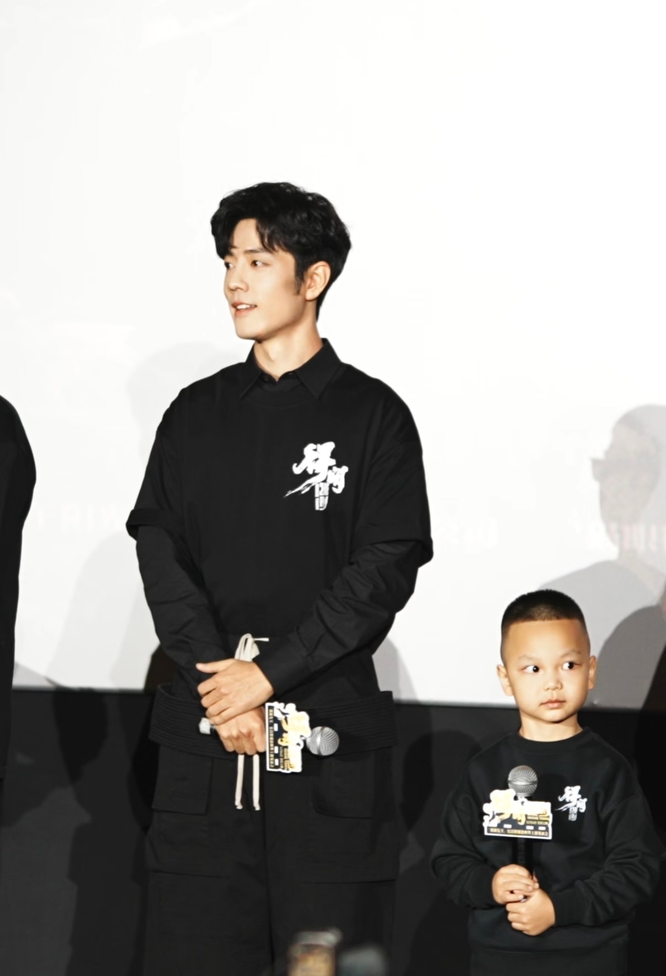 ——ʚ₁₀₀₅ɞ—— 肖战 春水初生，春林初盛，十里春风不如你。肖战ELLE杂志