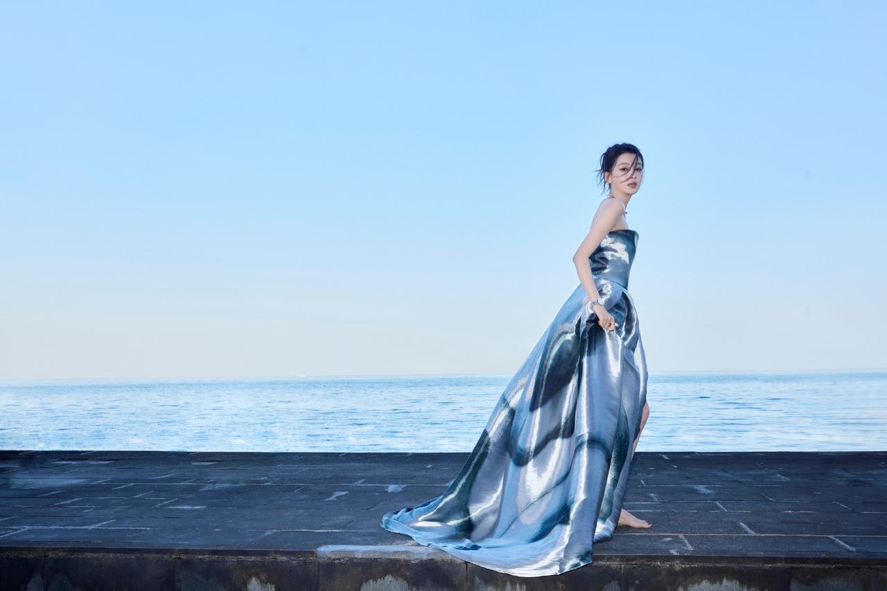 女生怎么穿搭会看上去很优雅