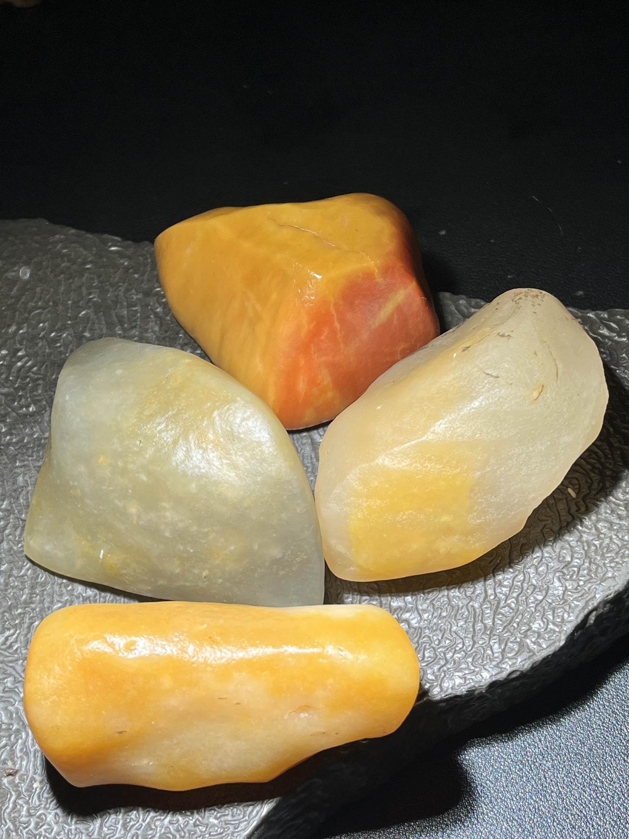 家里有没有好看的奇石分享一下新疆金丝玉彩玉原石