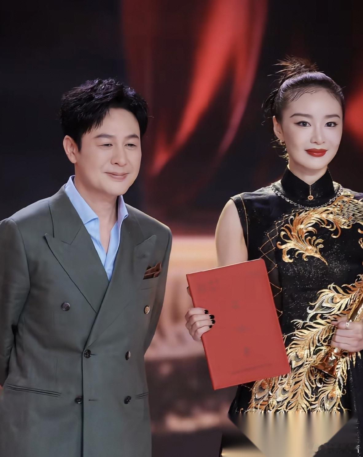我发现， 张颂文这个人身上有个玄学 只要是跟他合作过的女演员，不管是年轻的、还是